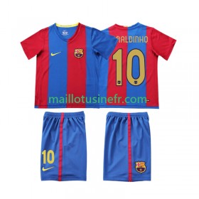 Maillot de Foot FC Barcelone RONALDINHO 10 2006 2007 Domicile Retro - Enfant